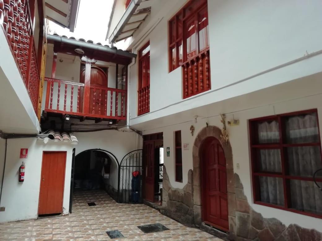 Hostal Puma'S House Cuzco Buitenkant foto