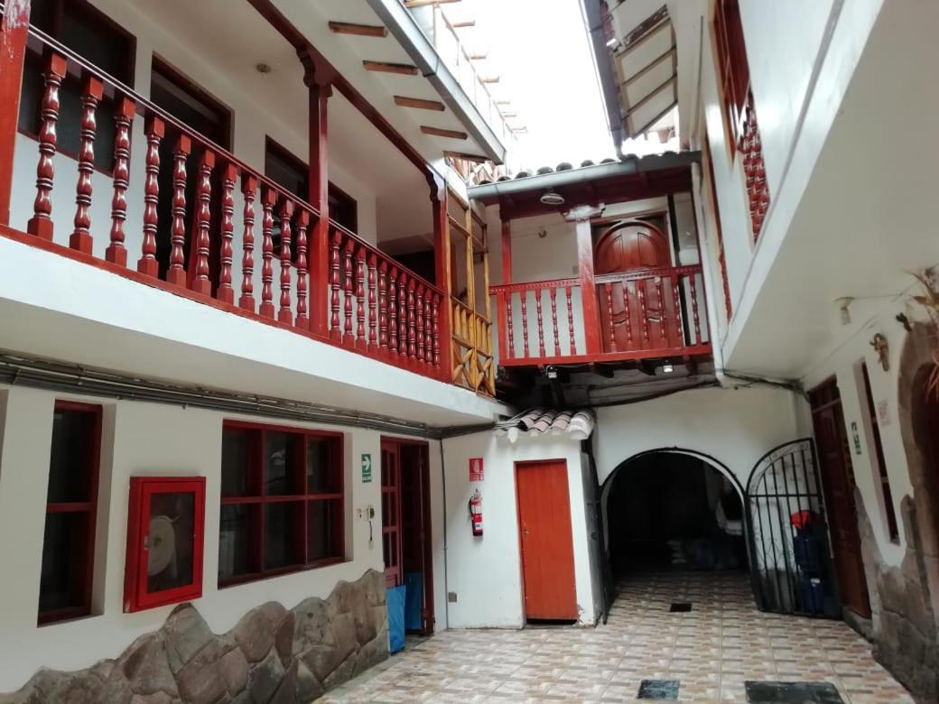 Hostal Puma'S House Cuzco Buitenkant foto